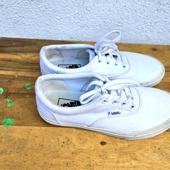 Vans Women's Lace-Up Shoes Size 7 - Picture 10 of 16